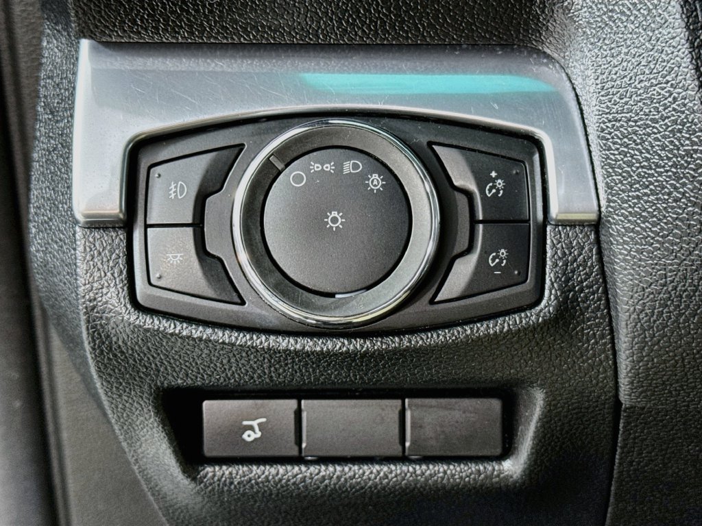 Used 2016 Ford Explorer Limited AWD/4WD image 20