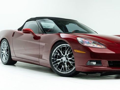 Used 2008 Chevrolet Corvette Convertible w/ Preferred Equipment Group image 3