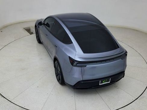 Used 2026 Tesla Model Y 2WD image 77