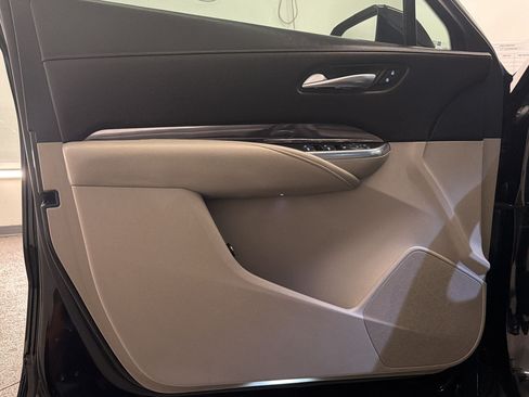 Used 2021 Cadillac XT4 Luxury FWD image 19