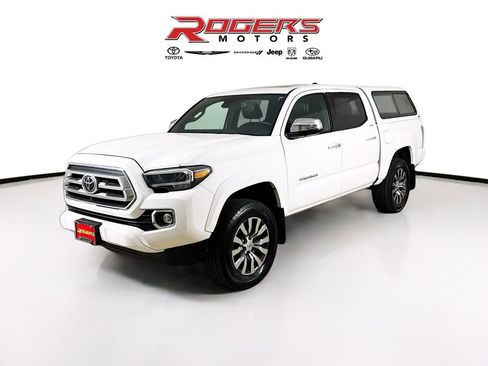 Used 2020 Toyota Tacoma Limited AWD/4WD image 8