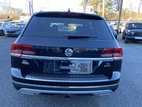 Used 2019 Volkswagen Atlas SEL Premium image 4