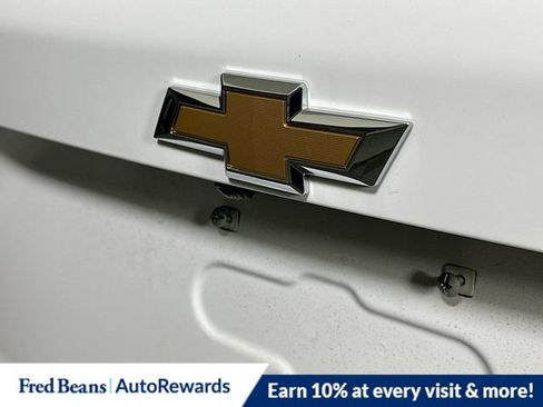 New 2026 Chevrolet Equinox LT AWD/4WD image 23