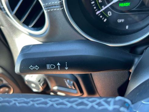 Used 2023 Jeep Wrangler Unlimited Sahara w/ Cold Weather Group AWD/4WD image 16