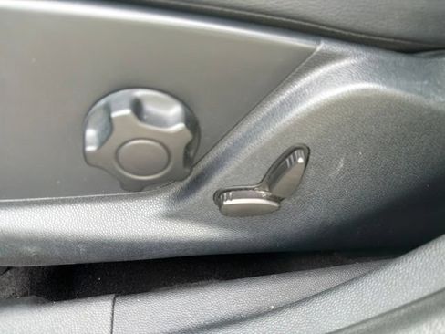 Used 2020 Ford EcoSport Titanium AWD/4WD image 25