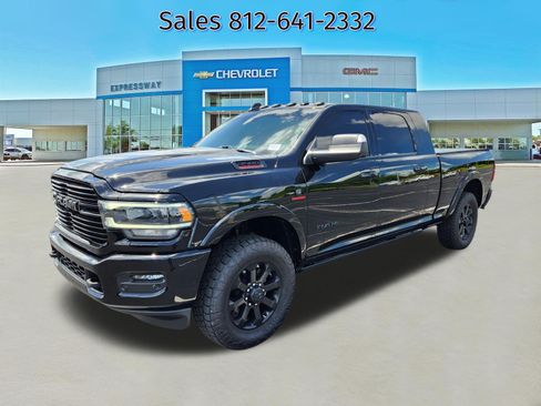 Used 2022 RAM 3500 Laramie AWD/4WD image 3