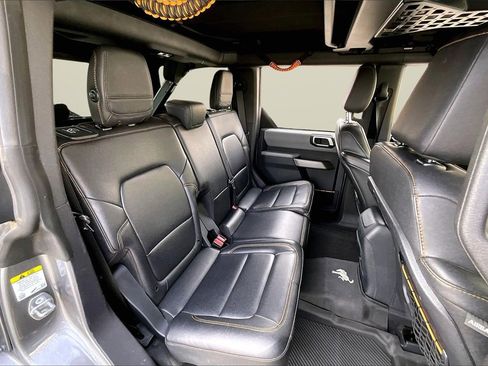 Used 2023 Ford Bronco Badlands w/ Sasquatch Package image 24