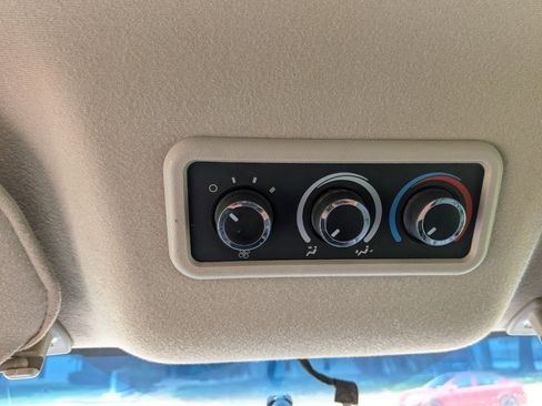 Used 2023 Chevrolet Express 3500 LS RWD image 16