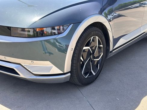 Used 2024 Hyundai Ioniq 5 Limited image 5