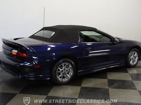 Used 2002 Chevrolet Camaro Z28 w/ Sport Appearance Pkg RWD image 12
