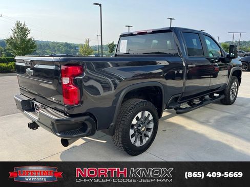 Used 2024 Chevrolet Silverado 2500 Custom w/ Custom Value Package AWD/4WD image 19
