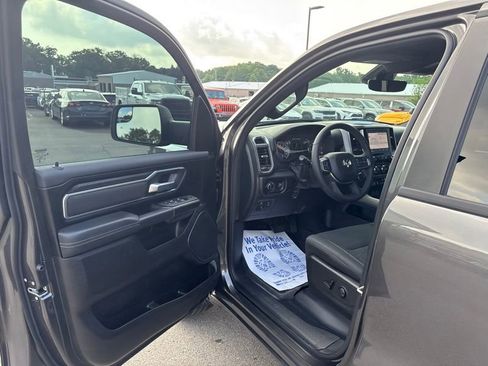 Used 2025 RAM 1500 Big Horn AWD/4WD image 17