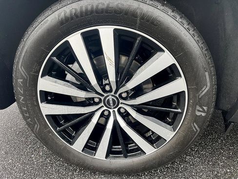 Certified 2024 Nissan Pathfinder Platinum w/ Cargo Package image 11