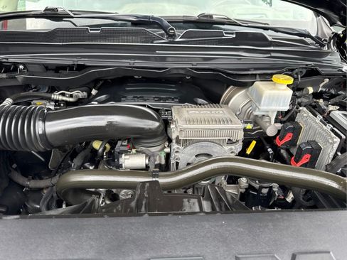 Used 2021 RAM 1500 Limited AWD/4WD image 33