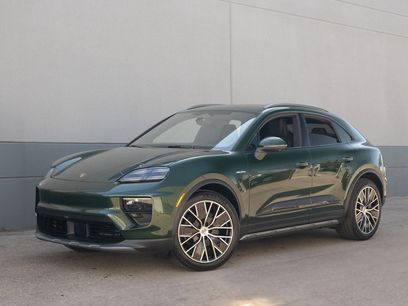 New 2025 Porsche Macan 4 Electric