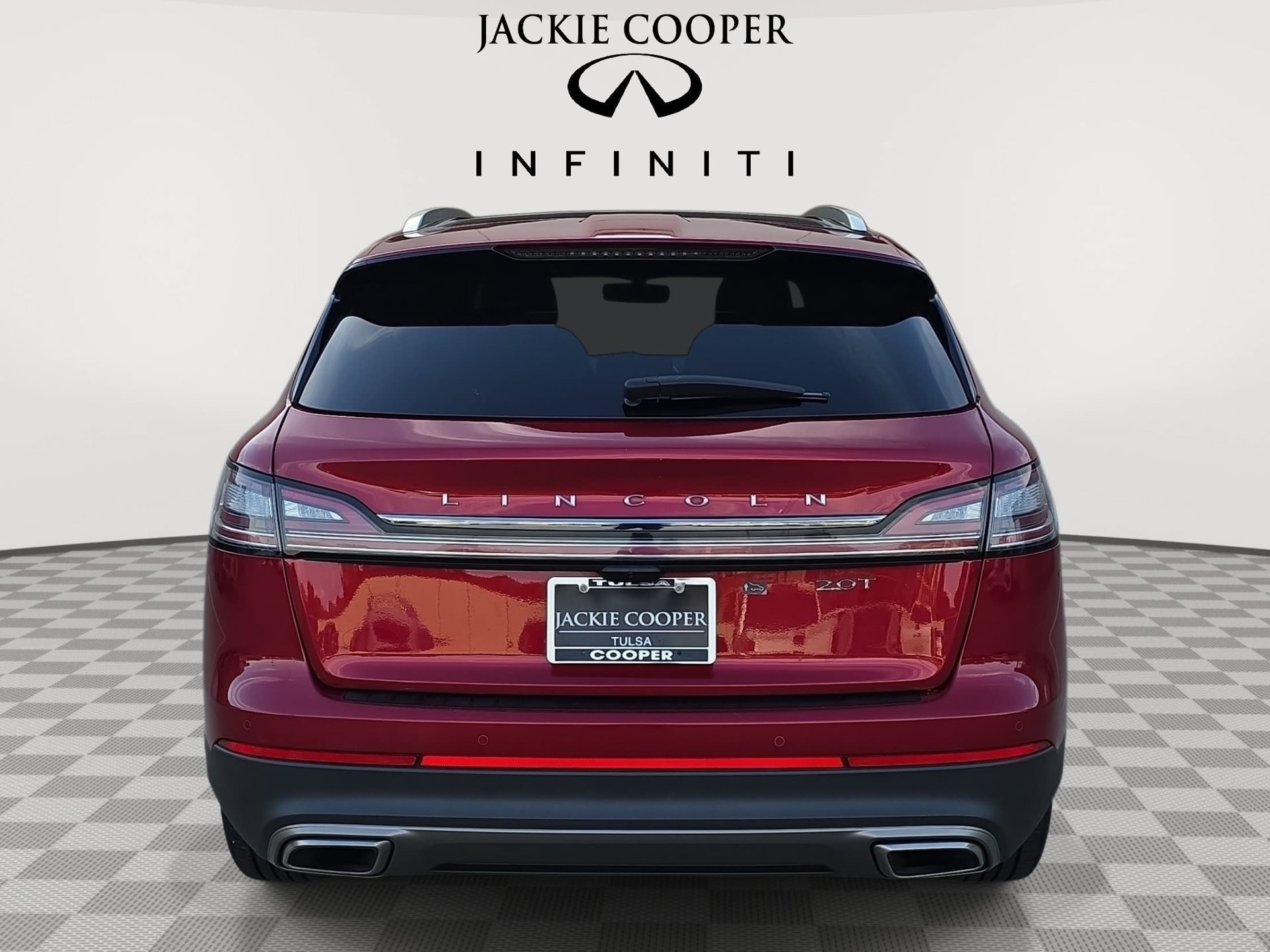 Used 2020 Lincoln Nautilus Reserve w/ Equipment Group 201A FWD image 6