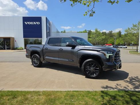 Used 2023 Toyota Tundra Platinum AWD/4WD image 2