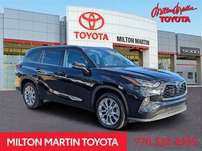 Used 2023 Toyota Highlander Limited