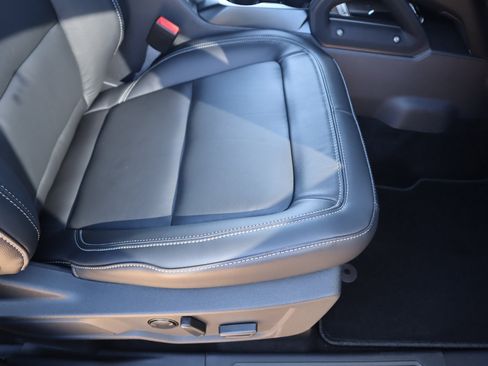 New 2025 Ford Bronco Outer Banks w/ Sasquatch Package image 14