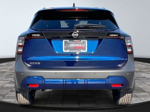 New 2026 Nissan Kicks SV image 5