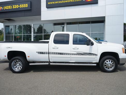 Used 2008 GMC Sierra 3500 SLT AWD/4WD image 7