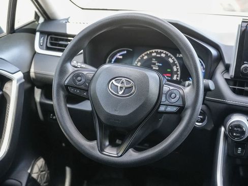 Used 2024 Toyota RAV4 XLE AWD/4WD image 15