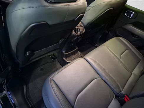 Used 2024 Jeep Wrangler High Altitude AWD/4WD image 15