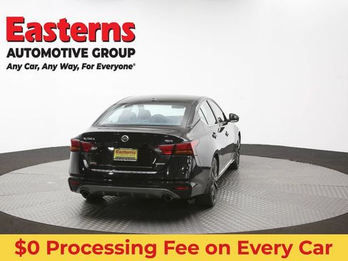 Used 2022 Nissan Altima 2.0 SR FWD image 39