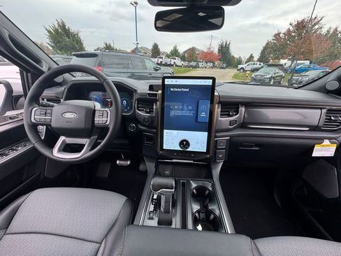 New 2025 Ford F150 Lightning Lariat image 20