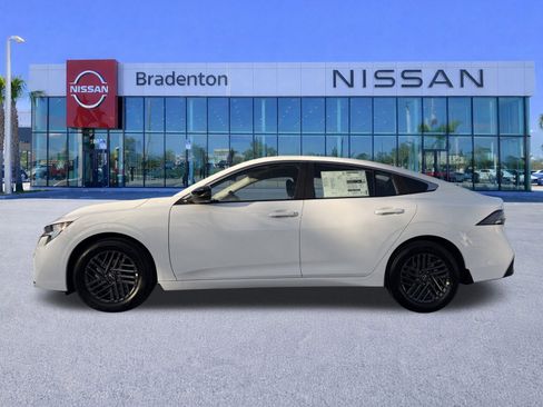 New 2026 Nissan Sentra SV image 3