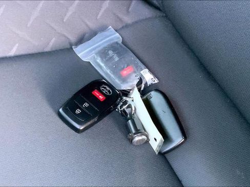 Certified 2024 Toyota Tacoma SR5 image 26