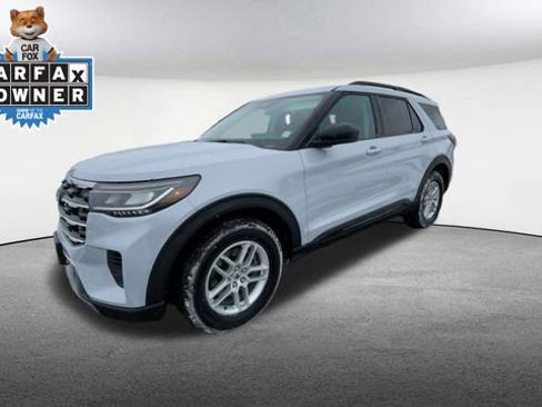 Used 2026 Ford Explorer Active image 4
