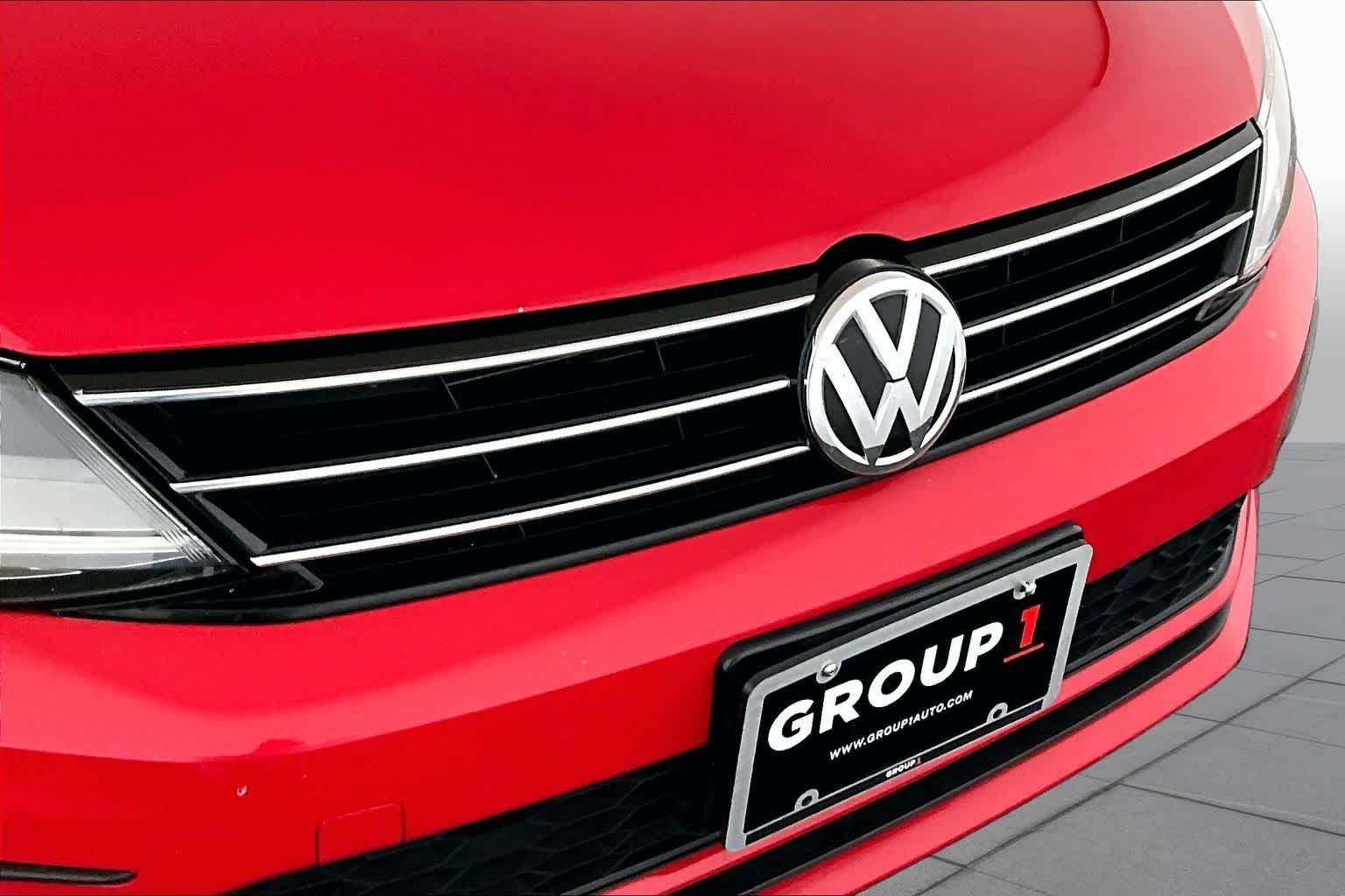Used 2018 Volkswagen Jetta Wolfsburg Edition FWD image 28