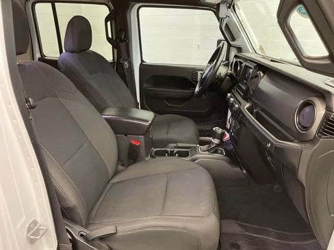 Used 2022 Jeep Wrangler Unlimited Sport AWD/4WD image 23