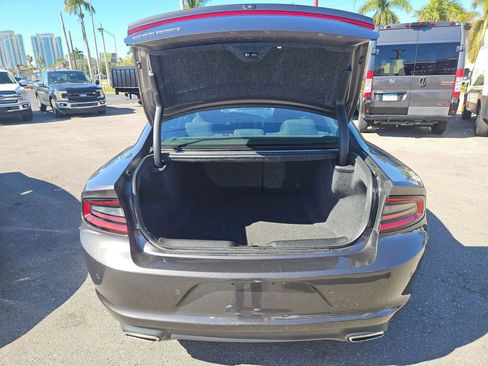 Used 2022 Dodge Charger SXT RWD image 13