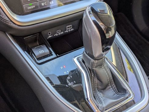 Used 2025 Subaru Outback Premium image 22