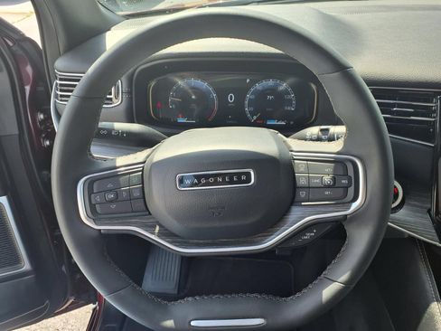 Used 2024 Jeep Wagoneer Series II AWD/4WD image 16