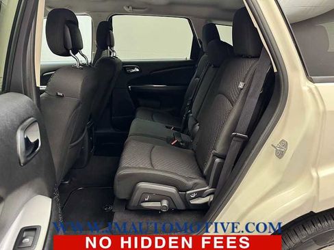Used 2017 Dodge Journey SE w/ Popular Equipment Group image 14