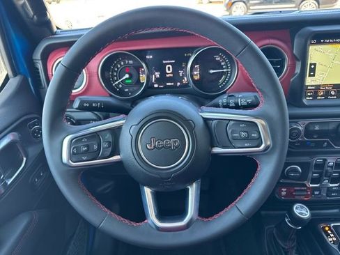 Used 2023 Jeep Wrangler Unlimited Rubicon 4xe image 14