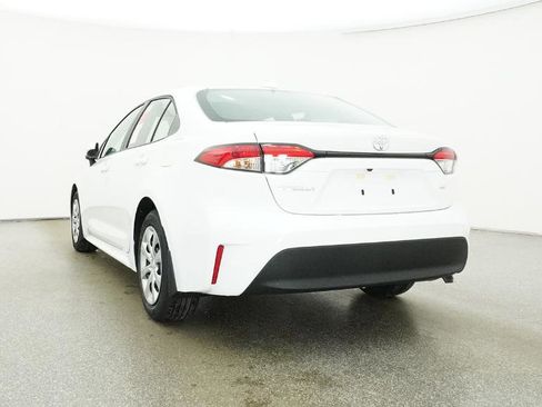 Used 2026 Toyota Corolla LE image 25