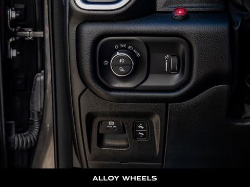 Used 2022 RAM 1500 Big Horn image 18