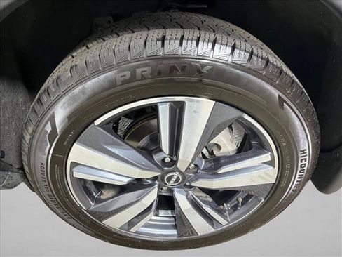 Used 2023 Nissan Rogue SL FWD image 21
