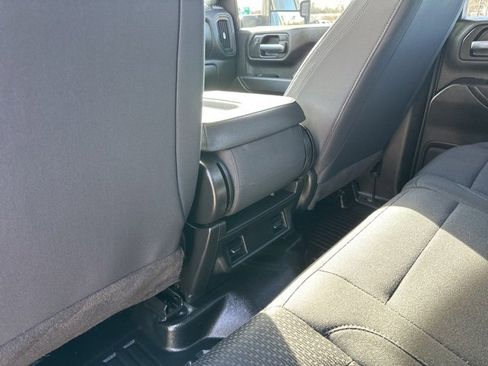 Used 2024 GMC Sierra 2500 Pro w/ Convenience Package image 27