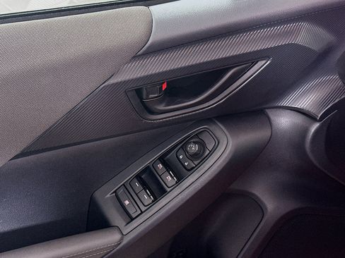 Used 2024 Subaru Crosstrek 2.0i Premium image 15