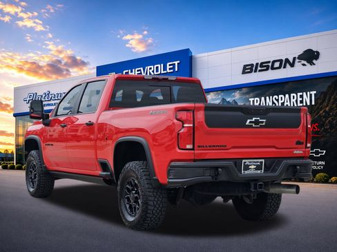 Certified 2025 Chevrolet Silverado 2500 ZR2 w/ ZR2 Bison Edition AWD/4WD image 4