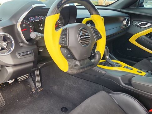 Used 2020 Chevrolet Camaro SS image 10