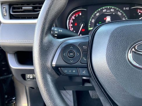 Used 2023 Toyota RAV4 LE image 22