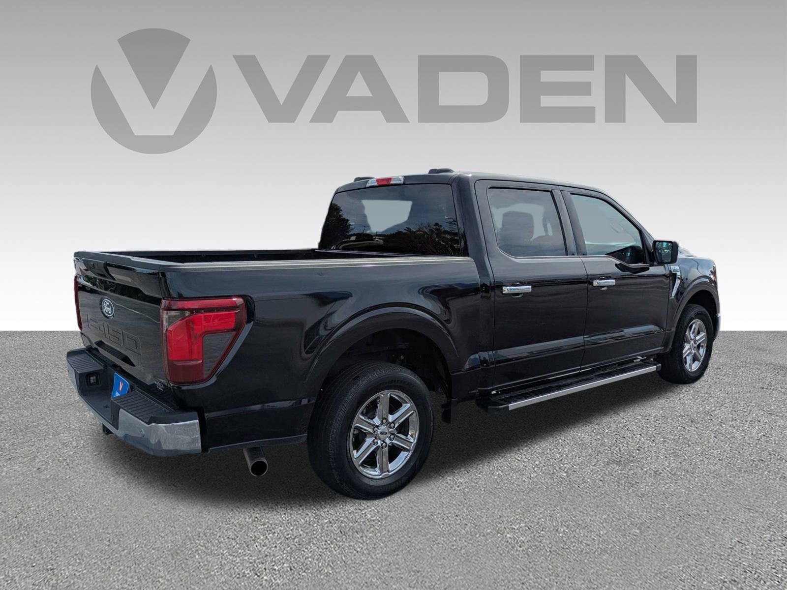 Used 2025 Ford F150 XLT w/ Equipment Group 301A Standard RWD image 23