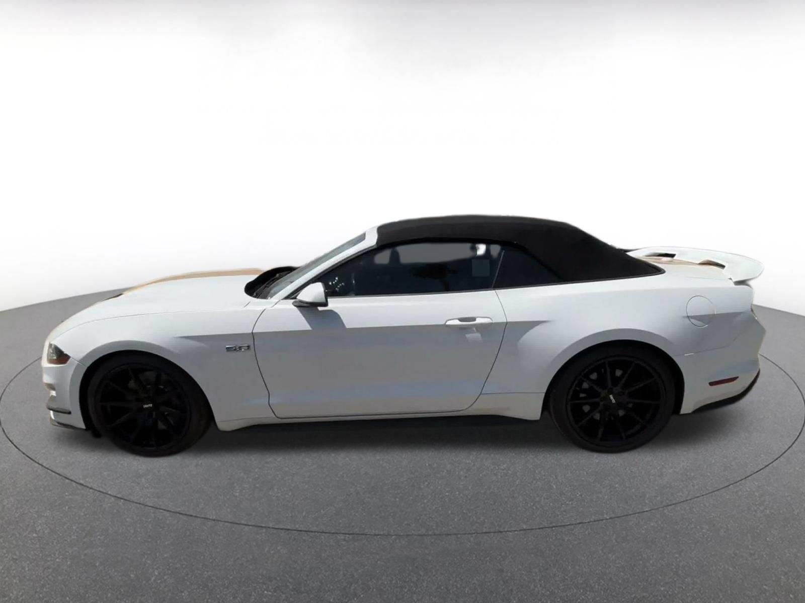 Used 2022 Ford Mustang GT Premium w/ GT Performance Package RWD image 8