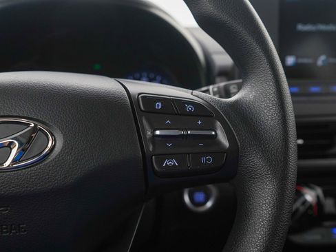 Used 2023 Hyundai Kona SEL AWD/4WD image 25